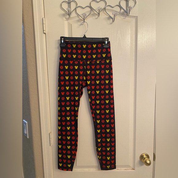 NWOT Lululemon Disney Wunder Train Leggings Sz 6 - Picture 3 of 3